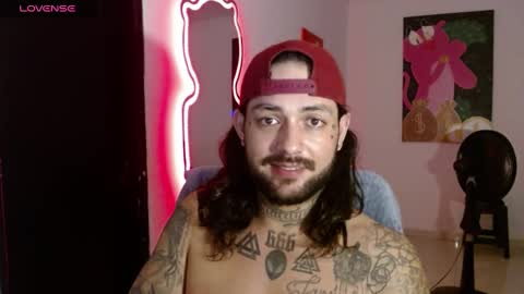 Snapshot of nicolas_torres99 chatting on 01.21.25 nicolas online show from 01.21.25