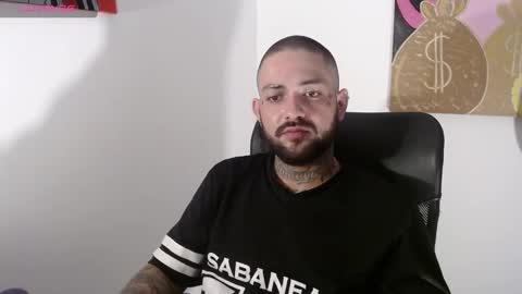 Snapshot of nicolas_torres99 chatting on 01.29.25 nicolas online show from 01.29.25