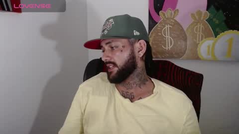 Snapshot of nicolas_torres99 chatting on 02.13.25 nicolas online show from 02.13.25