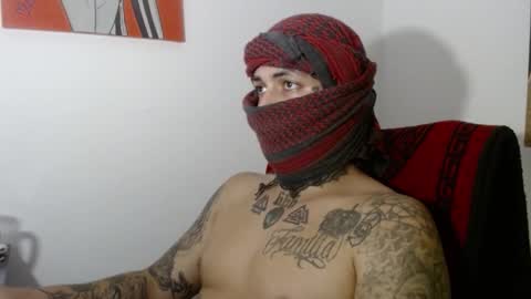 Snapshot of nicolas_torres99 chatting on 02.20.25 nicolas online show from 02.20.25