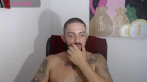 Snapshot of nicolas_torres99 chatting on 02.22.25 nicolas online show from 02.22.25