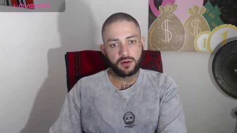 Snapshot of nicolas_torres99 chatting on 03.06.25 nicolas online show from 03.06.25