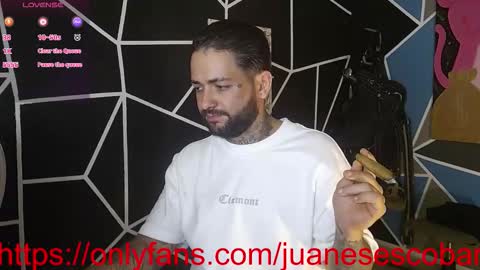 Snapshot of nicolas_torres99 chatting on 09.26.25 nicolas online show from 09.26.25