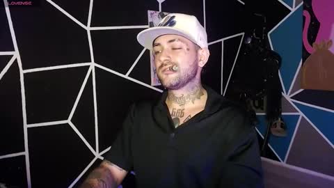 Snapshot of nicolas_torres99 chatting on 10.25.25 nicolas online show from 10.25.25