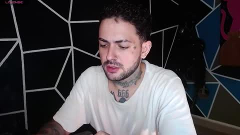 Snapshot of nicolas_torres99 chatting on 10.27.25 nicolas online show from 10.27.25