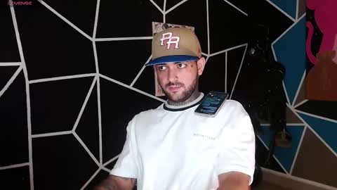 Snapshot of nicolas_torres99 chatting on 10.30.25 nicolas online show from 10.30.25