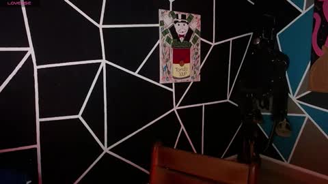 Snapshot of nicolas_torres99 chatting on 11.04.25 nicolas online show from 11.04.25