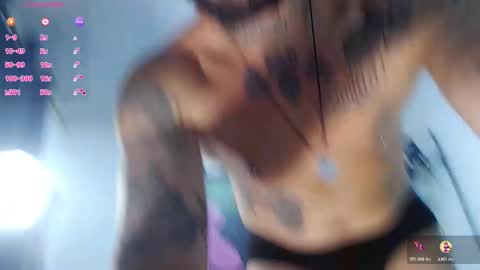 Snapshot of nicolas_torres99 chatting on 12.16.25 nicolas online show from 12.16.25