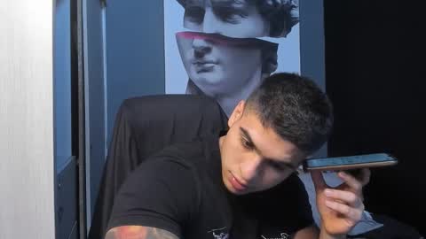 Snapshot of nicolasmuscle chatting on 12.14.25 Andres online show from 12.14.25