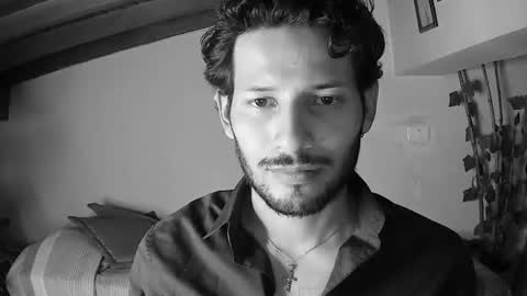 Snapshot of nicolasrodrii chatting on 06.17.26 nicolasrodrii online show from 06.17.26