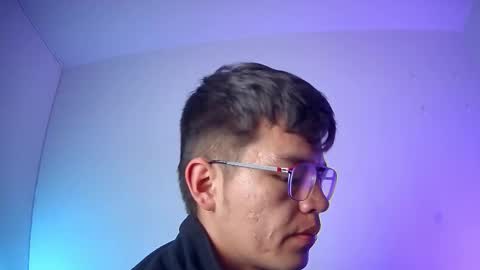 NicoLatinBoy online show from 02.21.26