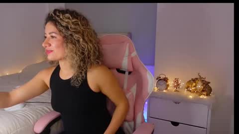 Nicol  online show from 03.05.26