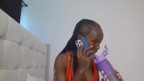 nicole161117 online show from 01.16.26