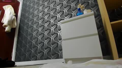 Snapshot of nicole___19 chatting on 02.24.25 Nico online show from 02.24.25