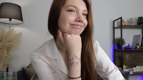 Nicole online show from 09.18.25