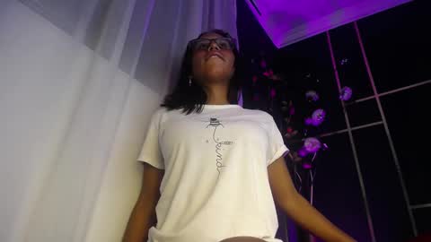 nicole_brown1126 online show from 12.05.24