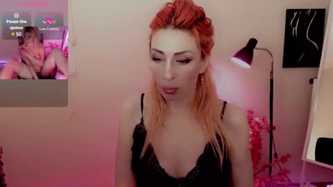 Snapshot of nicole_g0ld_ chatting on 12.14.24 Nicole online show from 12.14.24
