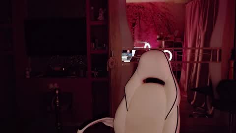 Nicole online show from 03.08.26