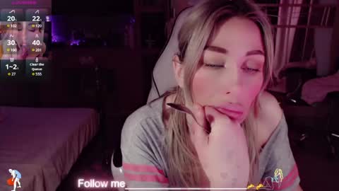 Nicole online show from 04.05.26