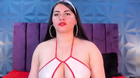 Nicole online show from 10.17.25