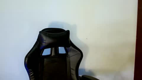 nicole_kiss01 online show from 02.17.25