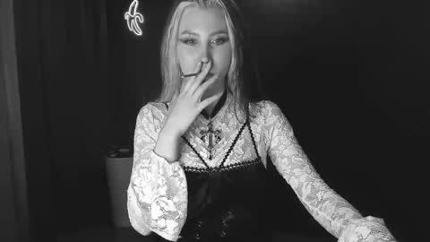 Nicole online show from 11.02.25