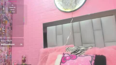 nicole_rosales online show from 09.25.25