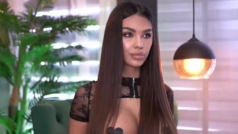 Nicole online show from 09.15.25