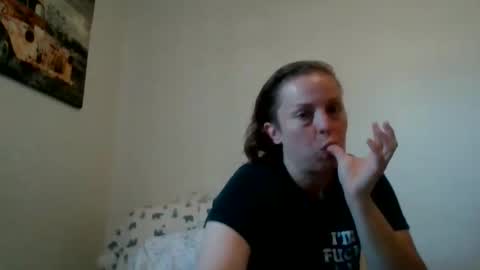 Snapshot of nicolegoodvibes00 chatting on 04.19.26 Nicole online show from 04.19.26