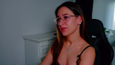 nicoleirisxxx online show from 02.05.26