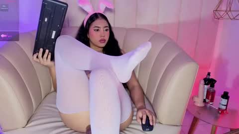Nicole  online show from 06.04.26