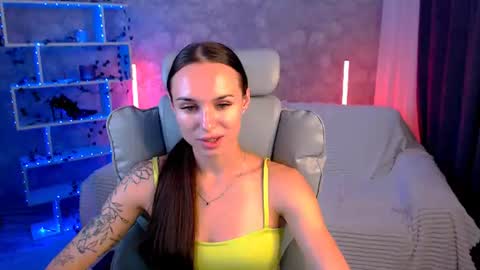 Snapshot of nicolemerz chatting on 07.28.26 Nicole online show from 07.28.26