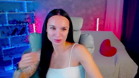 Snapshot of nicolemerz chatting on 08.05.26 Nicole online show from 08.05.26
