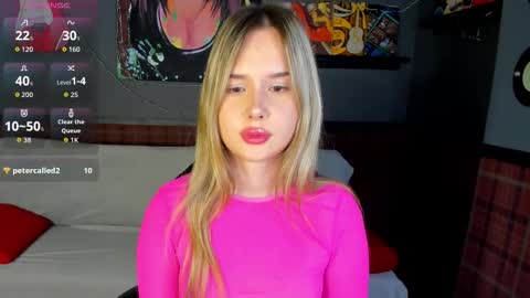 Nicoletta online show from 12.23.25