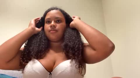 Snapshot of nicolette356 chatting on 10.09.25 nicolette356 online show from 10.09.25