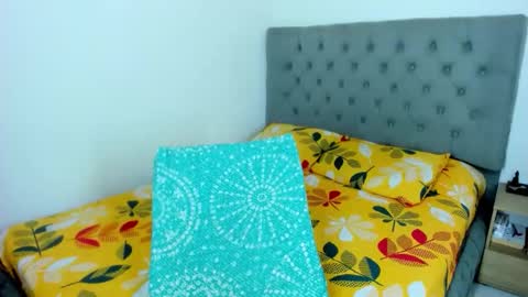  ELIZABETH  online show from 12.05.25