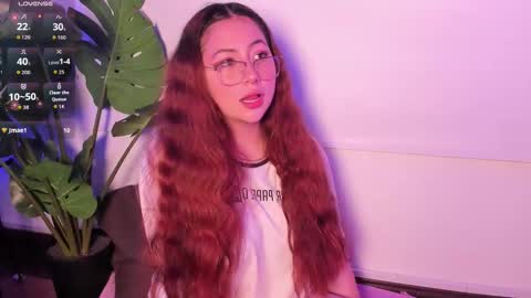 nicolle_evanss_ online show from 11.15.25