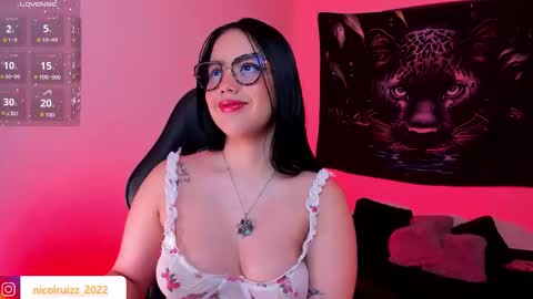 Snapshot of nicolle_ruizz chatting on 12.03.25 Nicoll online show from 12.03.25