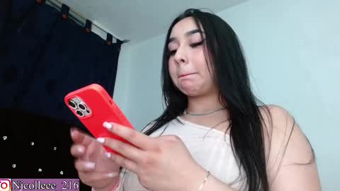 Nicolle online show from 02.16.25