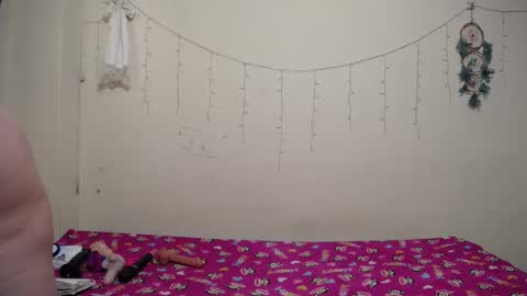 nicolle_sky online show from 02.03.25