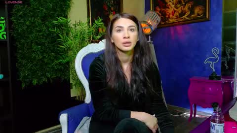 Nicolle online show from 02.20.26