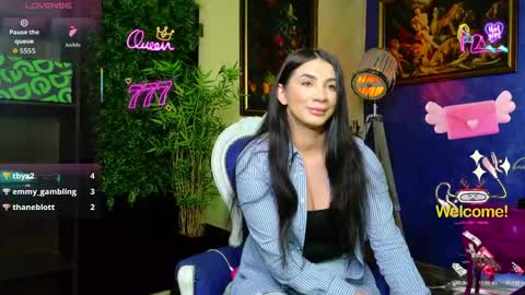 Snapshot of nicollepalmer chatting on 05.14.26 Nicolle online show from 05.14.26