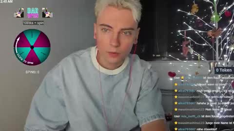 NicoSlowmoo online show from 12.14.25