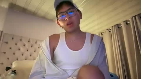 Snapshot of nicoxdulce chatting on 05.11.26 nicoxdulce online show from 05.11.26