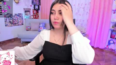 Snapshot of nidrii_07 chatting on 02.15.25      900   300   online show from 02.15.25