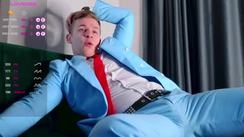 Snapshot of night_wwwolf chatting on 01.30.25 Jameson online show from 01.30.25