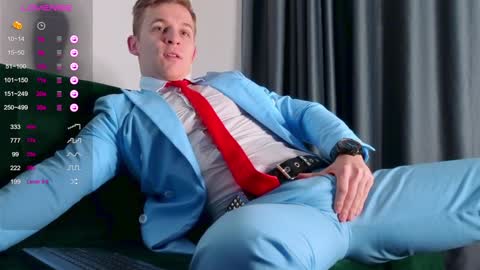 Snapshot of night_wwwolf chatting on 01.31.25 Jameson online show from 01.31.25