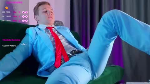 Snapshot of night_wwwolf chatting on 03.06.25 Jameson online show from 03.06.25