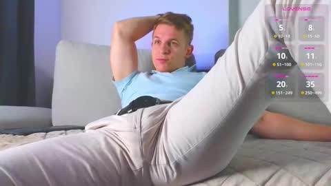 Snapshot of night_wwwolf chatting on 11.19.25 Jameson online show from 11.19.25