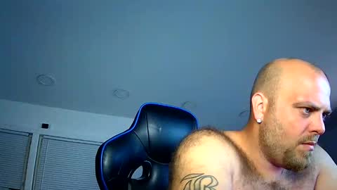 Snapshot of nightlifecouple chatting on 09.17.25 nightlifecouple online show from 09.17.25